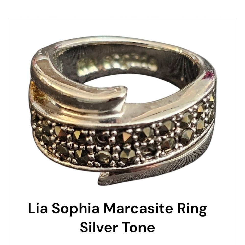 Lia Sophia Silver Ring